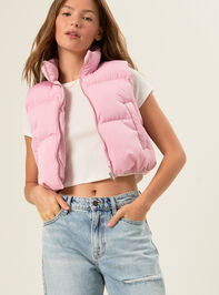 Nora Cropped Puffer Vest Detail 2 - TULLABEE