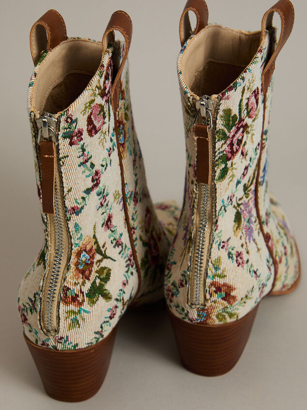 Demi Floral Tapestry Boots Detail 3 - TULLABEE