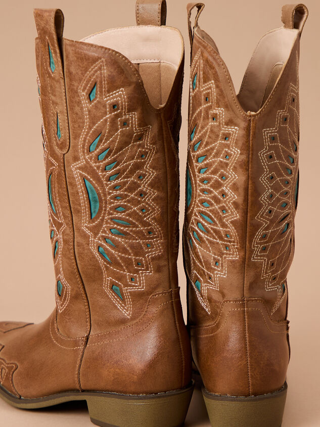 Bandera Cut Out Western Boots Detail 3 - TULLABEE